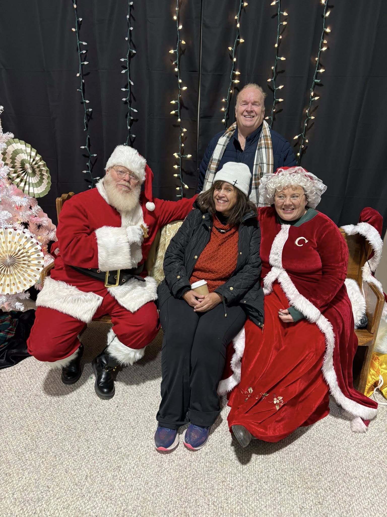Congregation volunteers serving in the community